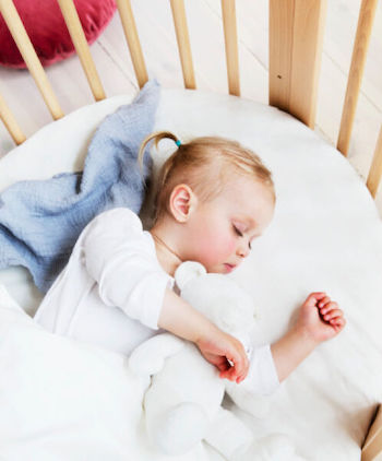 How To Choose A Bed That Will Help Your Child Sleep Soundly At Every Age 0-3